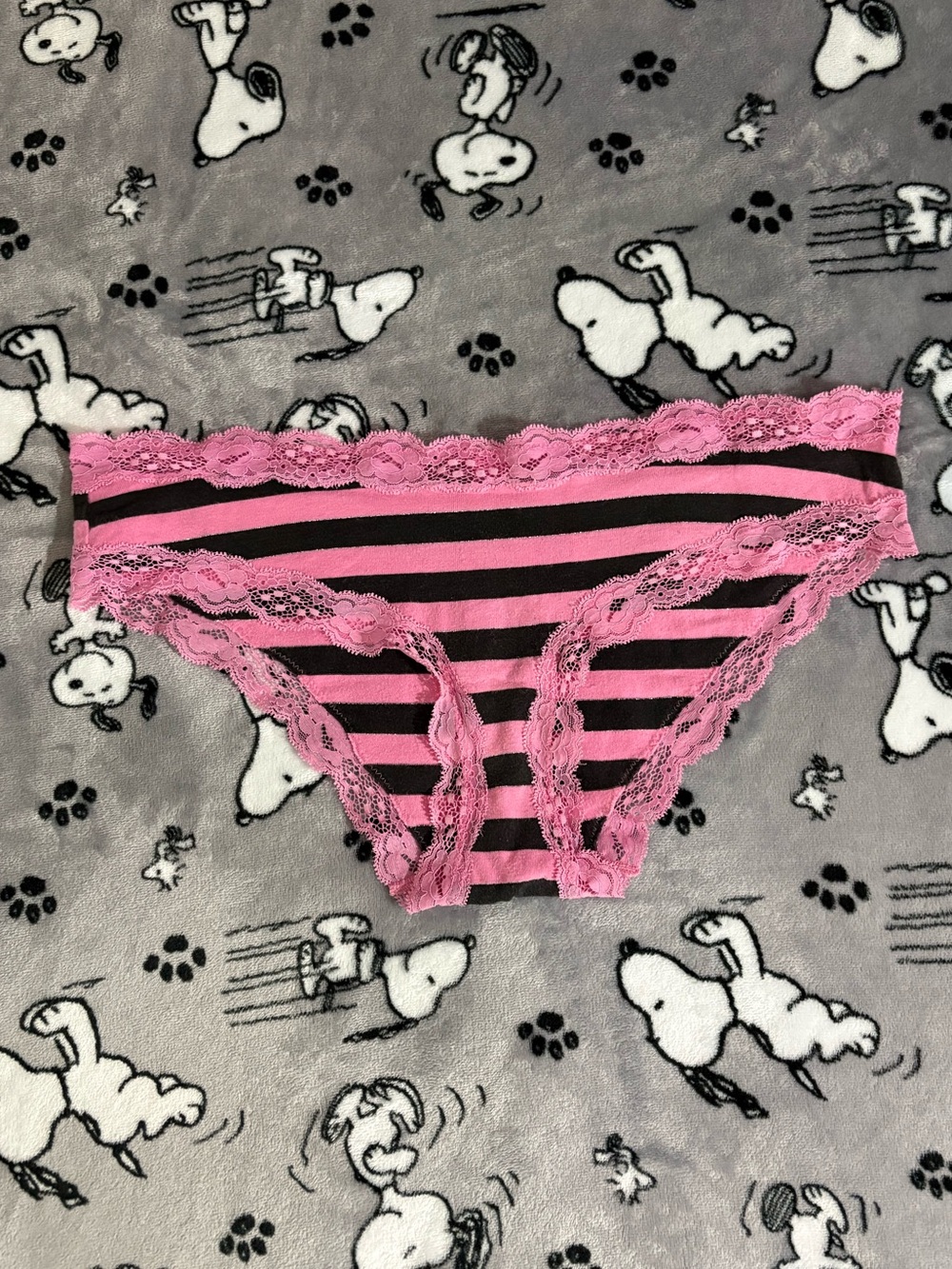 VINTAGE VSPINK Black & Pink Lace & Glitter Striped Panties Size S 2005 🖤🩷🖤🩷